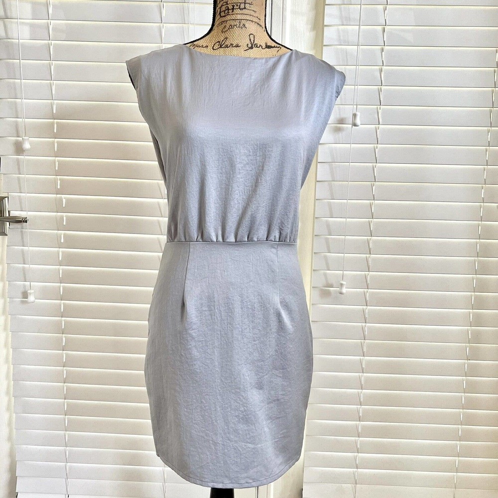 Peppermint Boutique Slip Body Dress Size Small Grey Silver With Open Bow Back